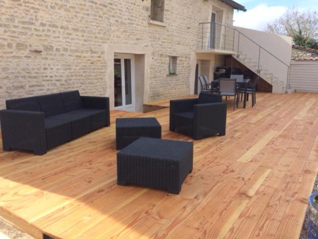 Chambres D'Hotes Les Rozieres Le Bourdet Exterior photo